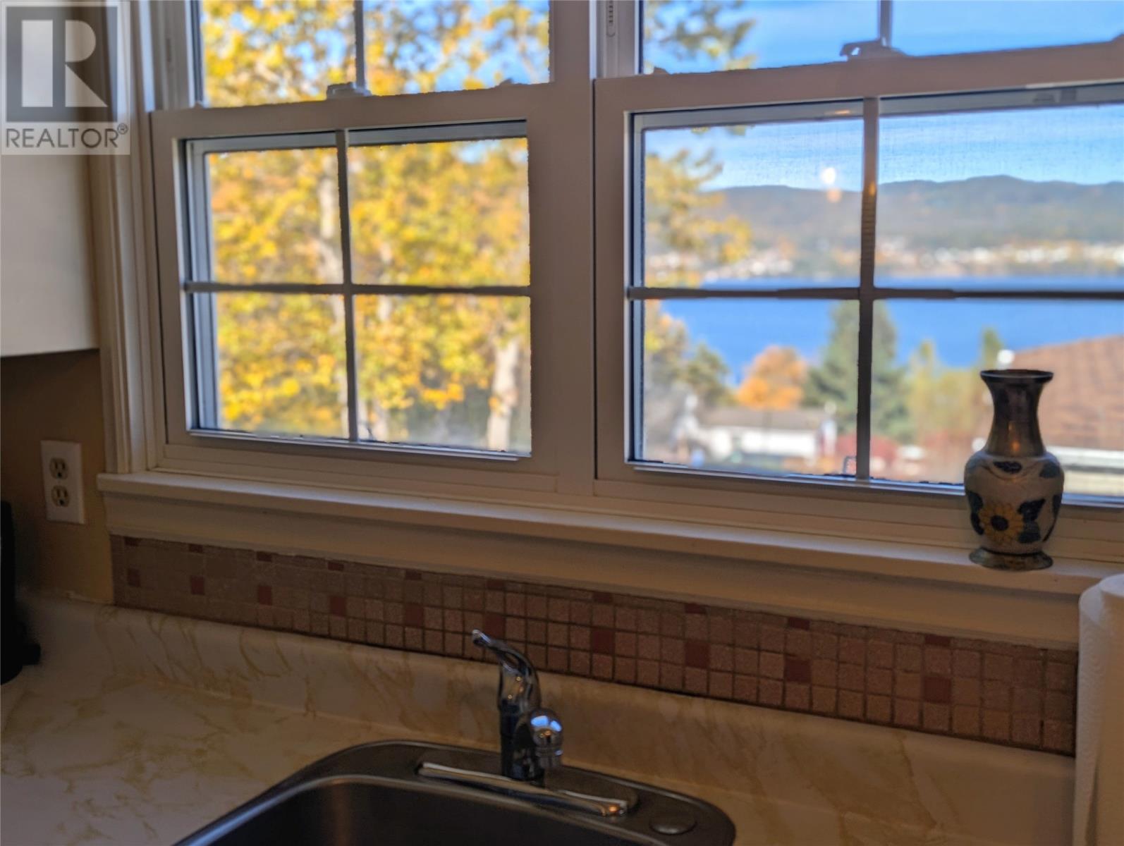 24 Second Avenue, Corner Brook, Newfoundland & Labrador  A2H 2J4 - Photo 9 - 1291956