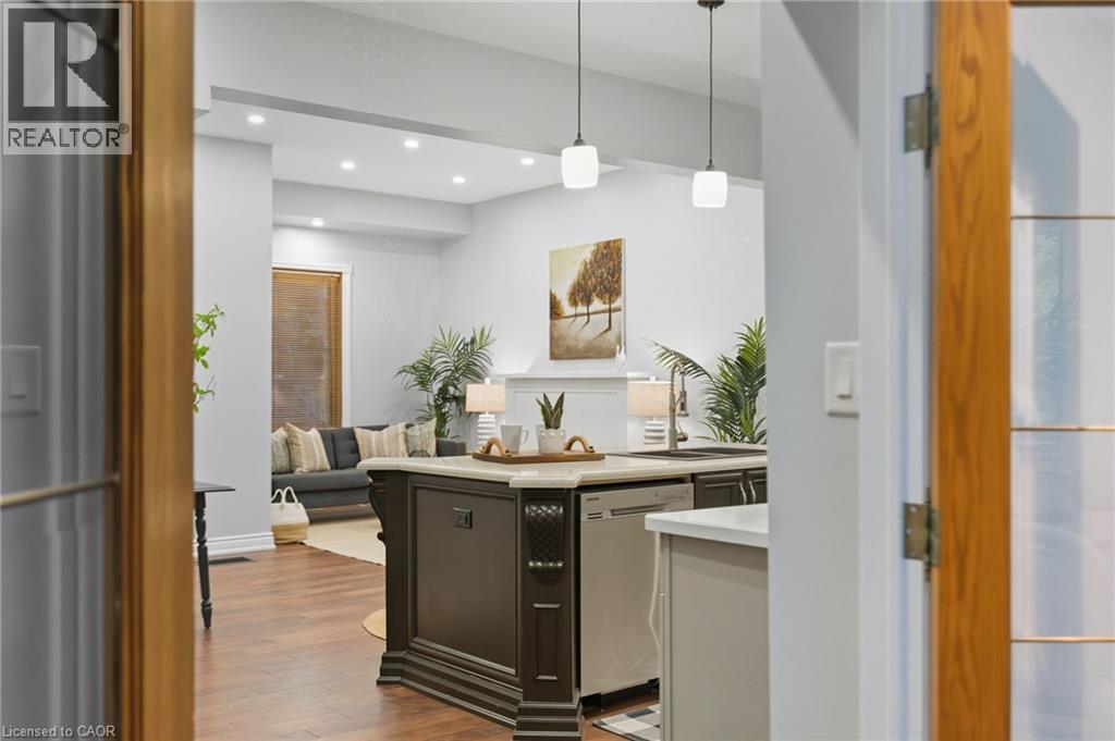 211 Robinson Street, Hamilton, Ontario  L8P 1Z8 - Photo 22 - 40784816