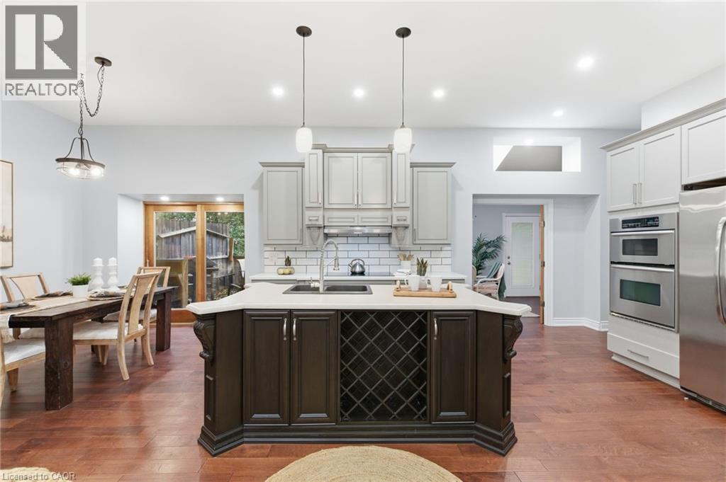 211 Robinson Street, Hamilton, Ontario  L8P 1Z8 - Photo 11 - 40784816