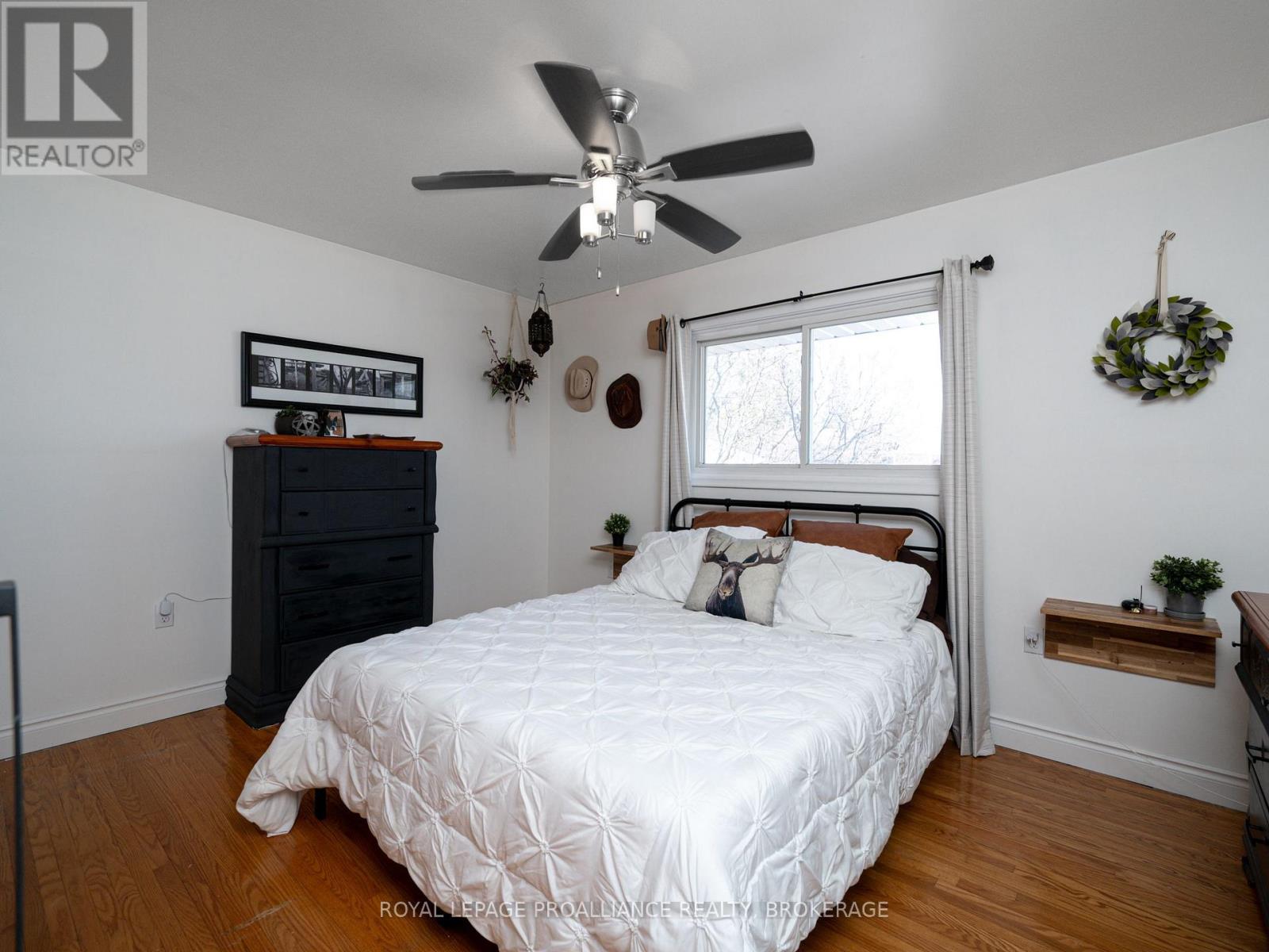 70 Briscoe Street, Loyalist (Amherstview), Ontario  K7N 1G1 - Photo 20 - X12506350