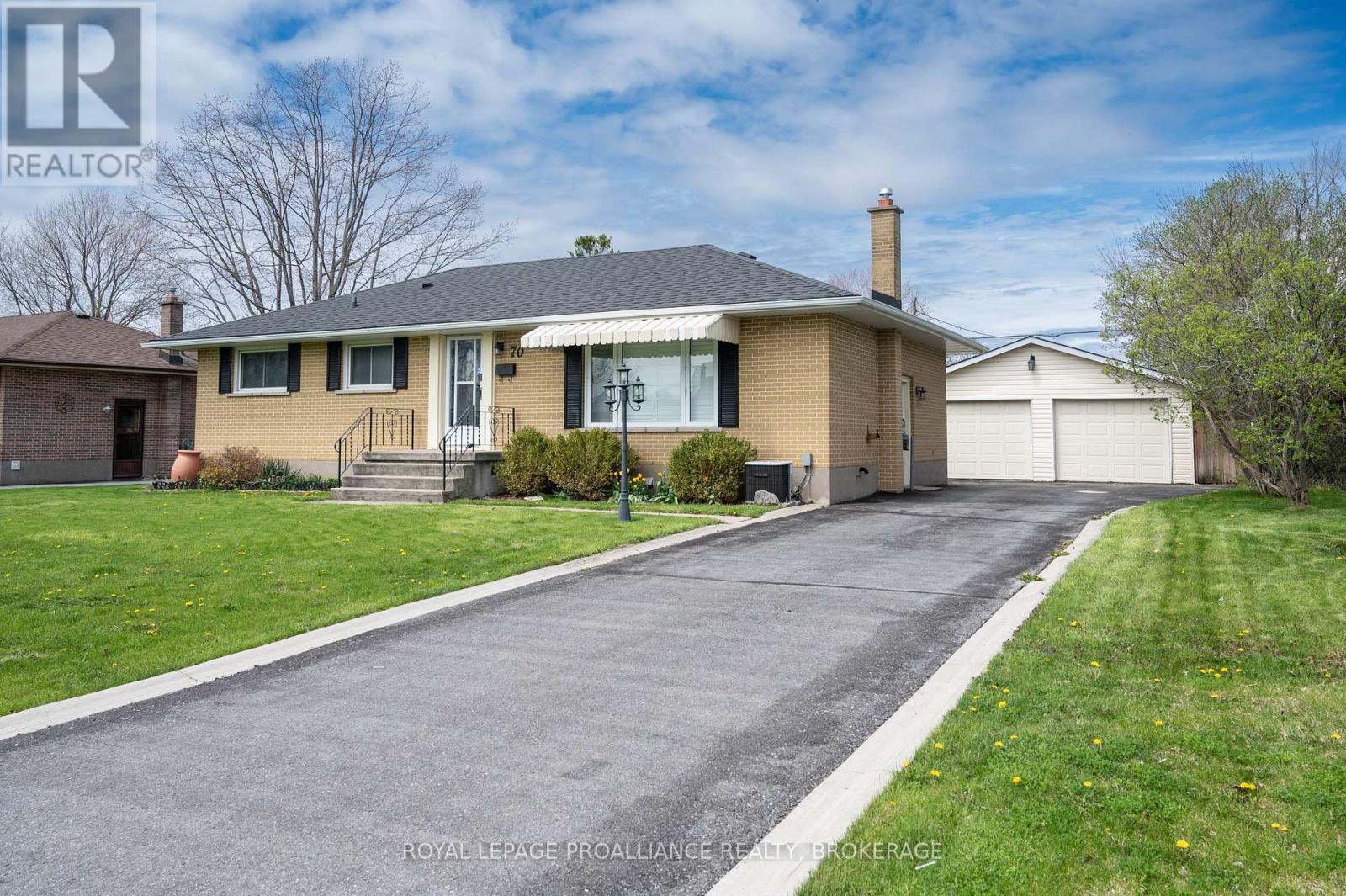 70 Briscoe Street, Loyalist (Amherstview), Ontario  K7N 1G1 - Photo 3 - X12506350