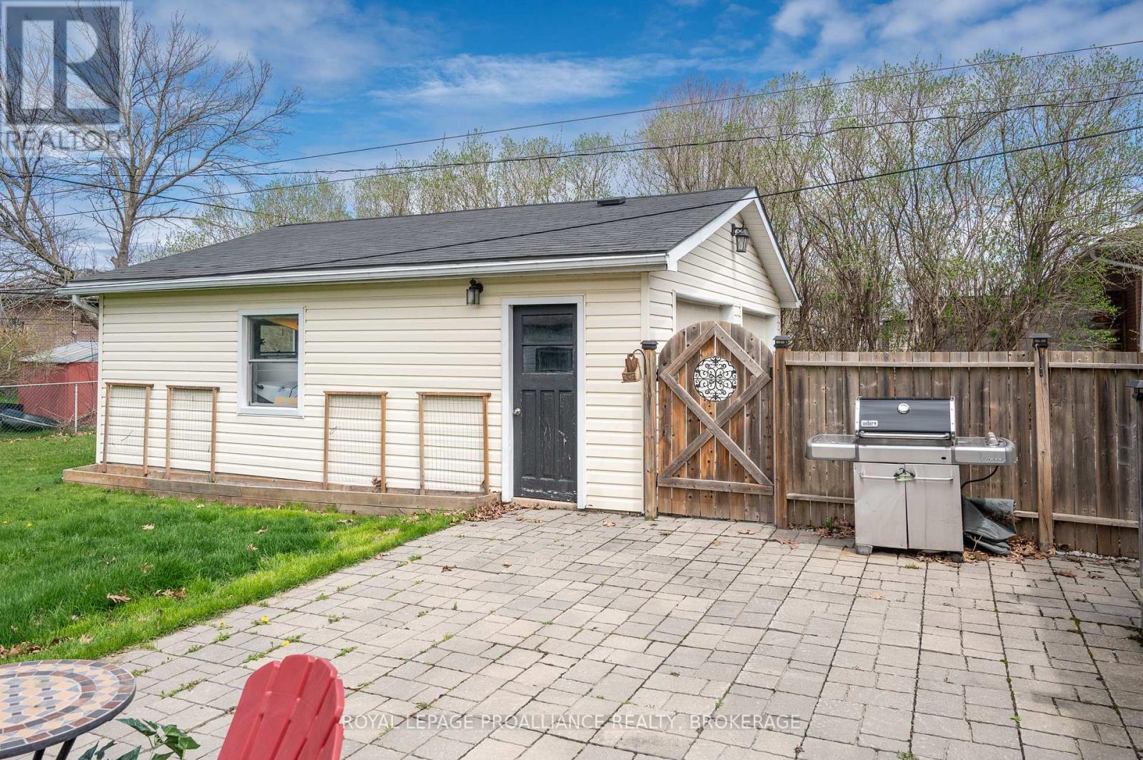 70 Briscoe Street, Loyalist (Amherstview), Ontario  K7N 1G1 - Photo 32 - X12506350