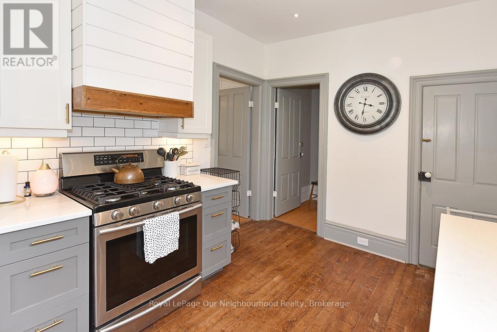 16 Francis Street, Kawartha Lakes, Ontario K9V 3R6 - Photo 19 - X12506378