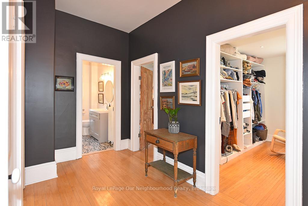 16 Francis Street, Kawartha Lakes, Ontario K9V 3R6 - Photo 22 - X12506378