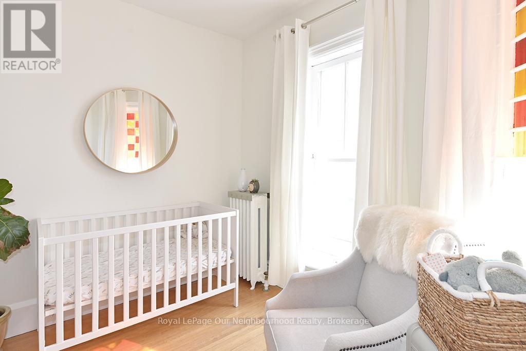 16 Francis Street, Kawartha Lakes, Ontario K9V 3R6 - Photo 25 - X12506378