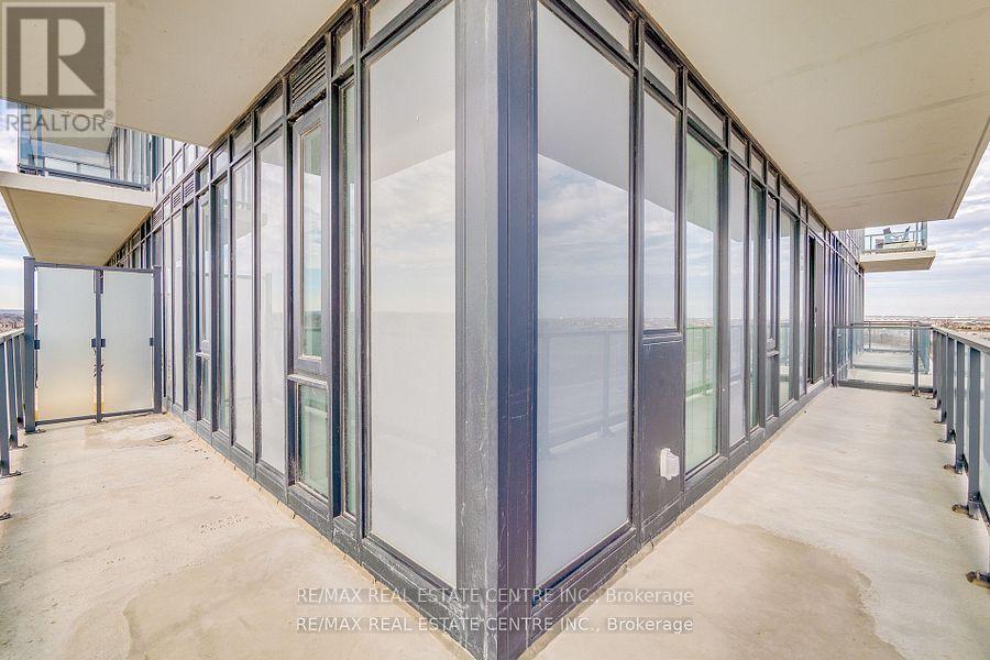 609 - 215 Veterans Drive, Brampton, Ontario  L7A 0B6 - Photo 22 - W12506302