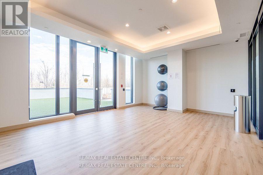 609 - 215 Veterans Drive, Brampton, Ontario  L7A 0B6 - Photo 28 - W12506302