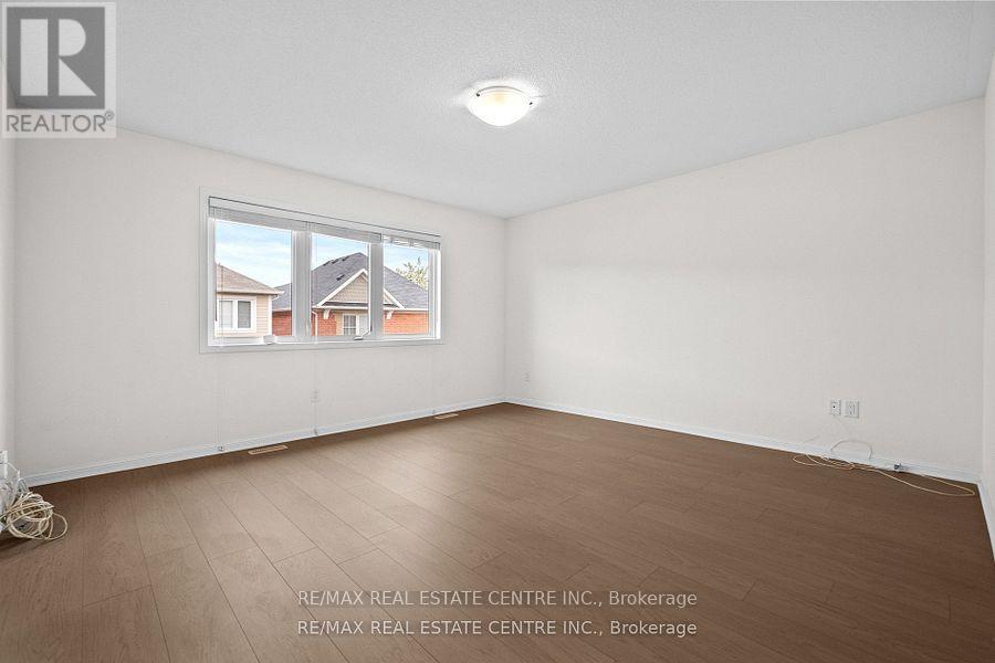 1079 Savoline Boulevard, Milton, Ontario  L9T 8N9 - Photo 18 - W12506312