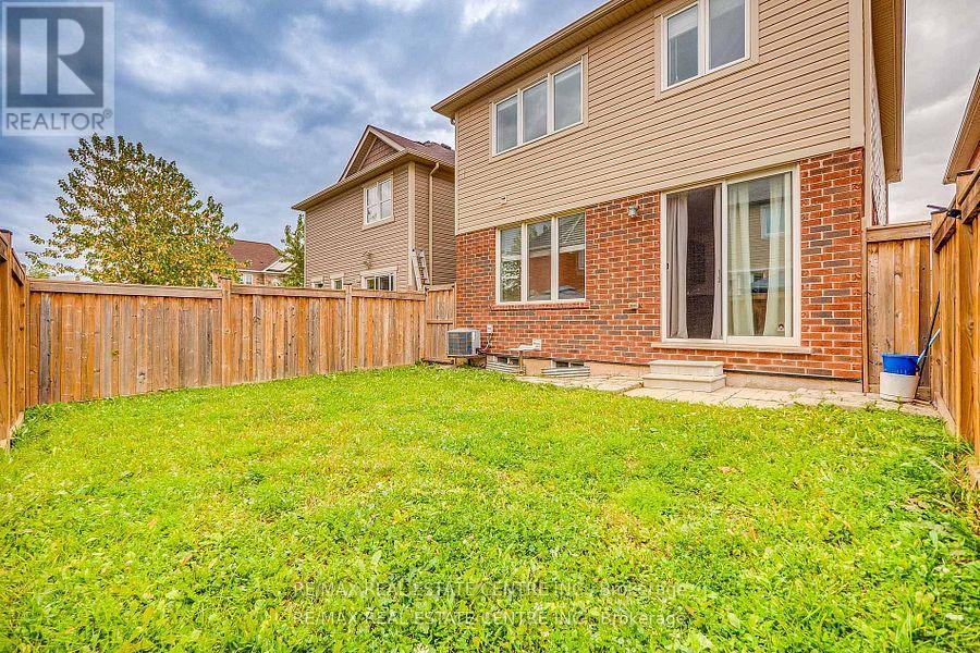 1079 Savoline Boulevard, Milton, Ontario  L9T 8N9 - Photo 32 - W12506312