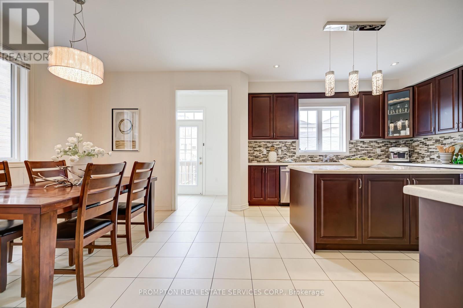 5337 Tenth Line W, Mississauga, Ontario  L5M 0V8 - Photo 10 - W12506346