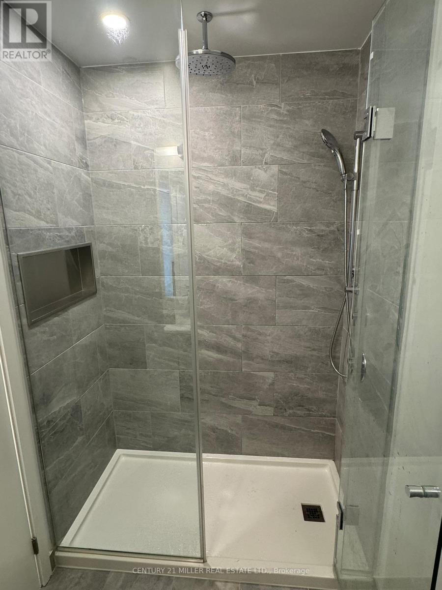 2001 - 395 Square One Drive, Mississauga, Ontario  L5B 0P6 - Photo 12 - W12506348