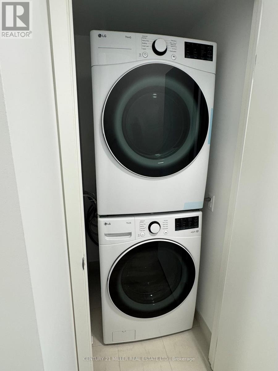 2001 - 395 Square One Drive, Mississauga, Ontario  L5B 0P6 - Photo 15 - W12506348