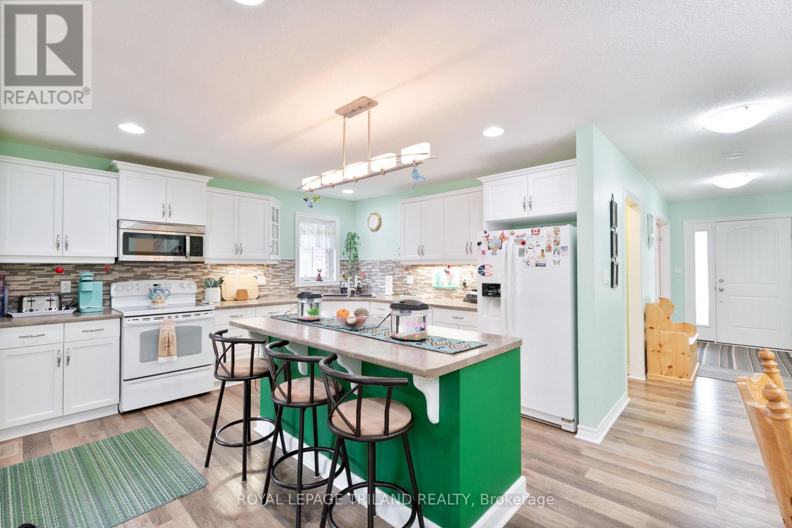 78 Westlake Drive, St. Thomas, Ontario  N5P 0B7 - Photo 12 - X12506414