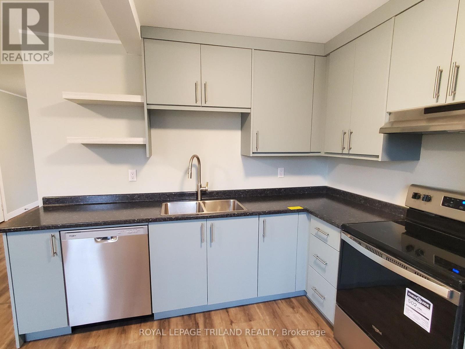 Upper Unit - 104 Flora Street, St. Thomas, Ontario  N5P 2X6 - Photo 20 - X12506420