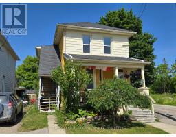 UPPER UNIT - 104 FLORA STREET