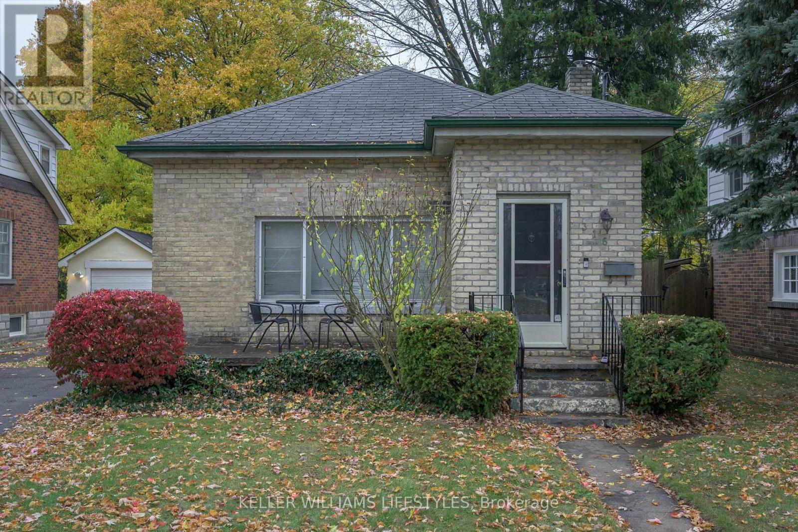 316 Cheapside Street, London East, Ontario N6A 2A6 - Photo 2 - X12506422