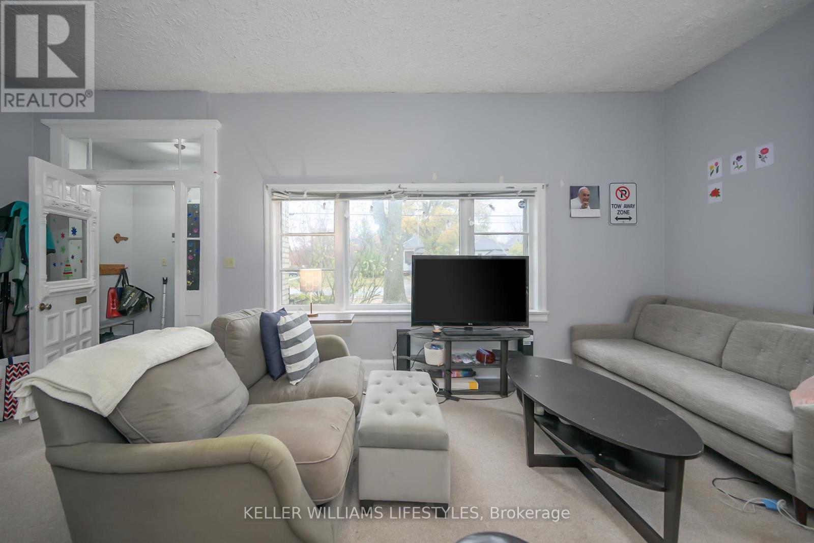 316 Cheapside Street, London East, Ontario N6A 2A6 - Photo 7 - X12506422