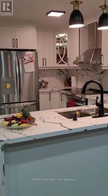 181 Toba Crescent, Brampton, Ontario  L6Z 4W3 - Photo 10 - W12492292