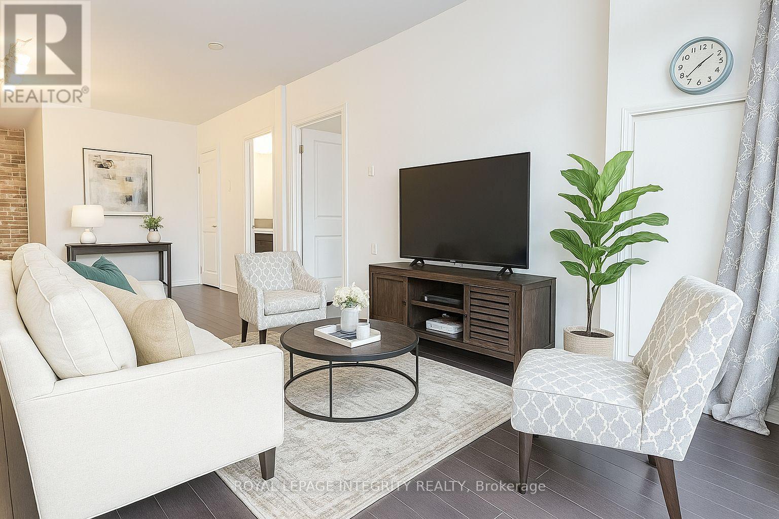 213 - 3684 Fallowfield Road W, Ottawa, Ontario  K2J 4H3 - Photo 5 - X12506372