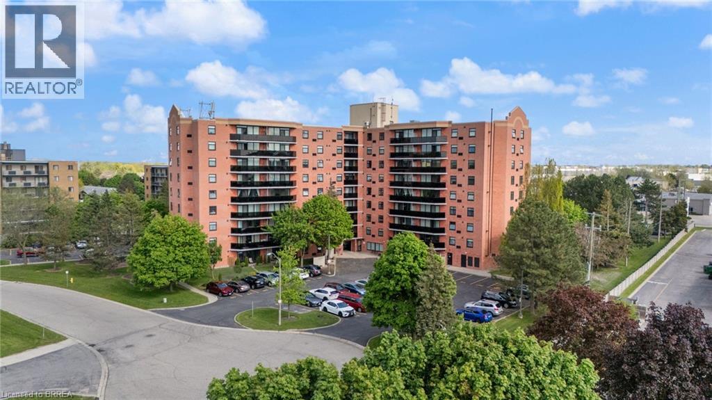 9 Bonheur Court Unit# 212, Brantford, Ontario  N3P 1Z5 - Photo 3 - 40785309