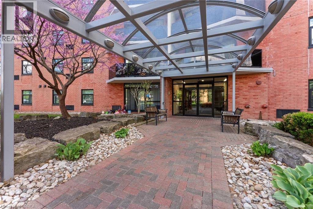 9 Bonheur Court Unit# 212, Brantford, Ontario  N3P 1Z5 - Photo 6 - 40785309