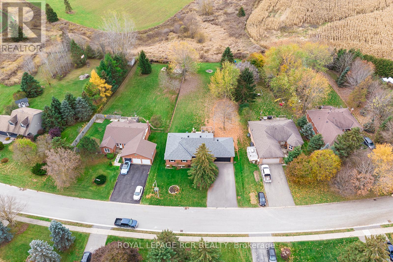 15 JAMES STREET, Amaranth, Ontario