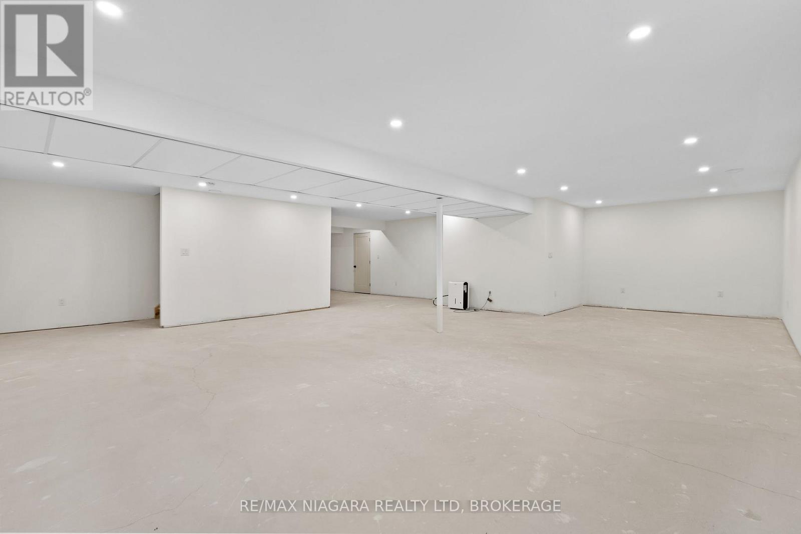 23 - 300 Richmond Street, Thorold (Confederation Heights), Ontario  L2V 0L6 - Photo 26 - X12506362