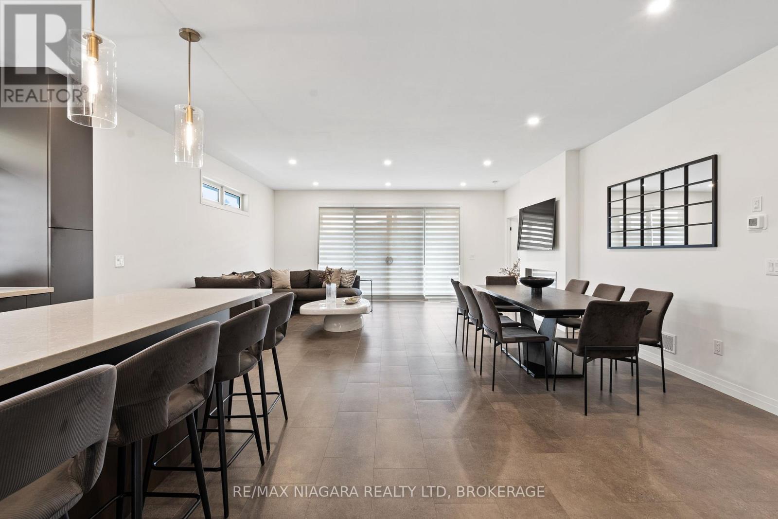 23 - 300 Richmond Street, Thorold (Confederation Heights), Ontario  L2V 0L6 - Photo 8 - X12506362