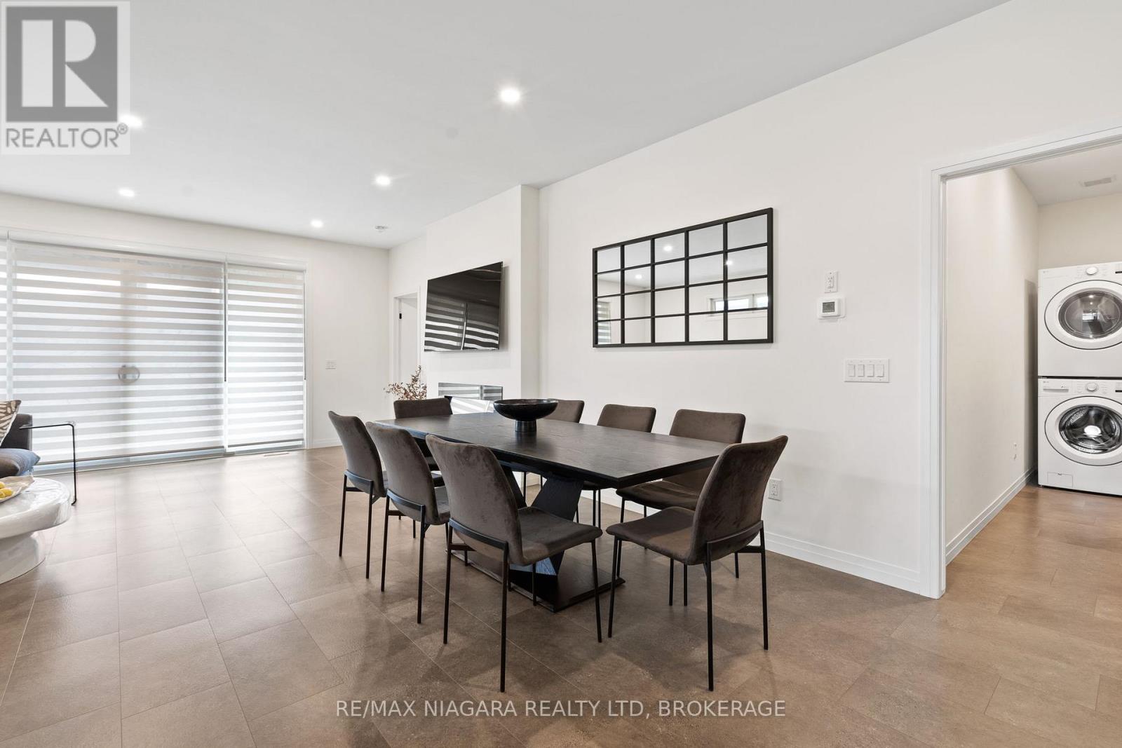 23 - 300 Richmond Street, Thorold (Confederation Heights), Ontario  L2V 0L6 - Photo 9 - X12506362