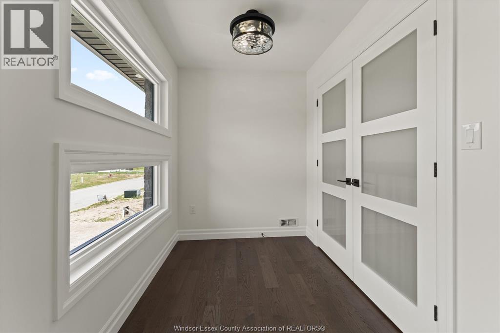 2474 Partington Avenue, Windsor, Ontario N9E 0B4 - Photo 23 - 25027911