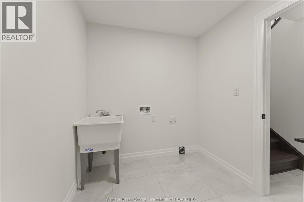 2474 Partington Avenue, Windsor, Ontario N9E 0B4 - Photo 36 - 25027911