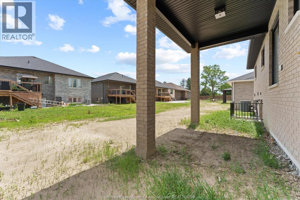 2474 Partington Avenue, Windsor, Ontario N9E 0B4 - Photo 39 - 25027911