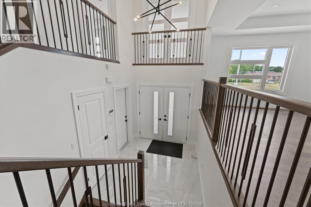2474 Partington Avenue, Windsor, Ontario N9E 0B4 - Photo 5 - 25027911