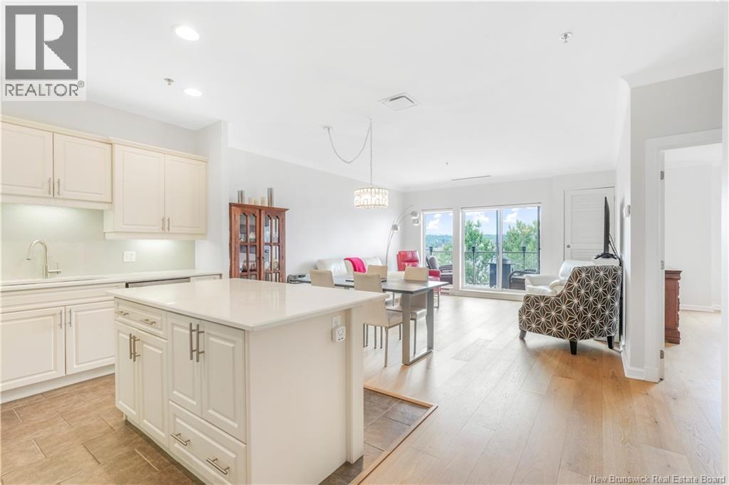 1 Southview Lane Unit# 505, Fredericton, New Brunswick  E3A 5V3 - Photo 3 - NB129575