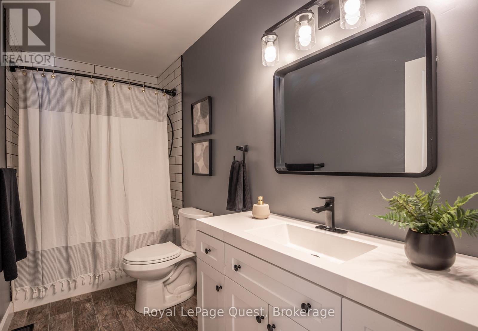 357 Barrie Road, Orillia, Ontario L3V 2S1 - Photo 18 - S12506352