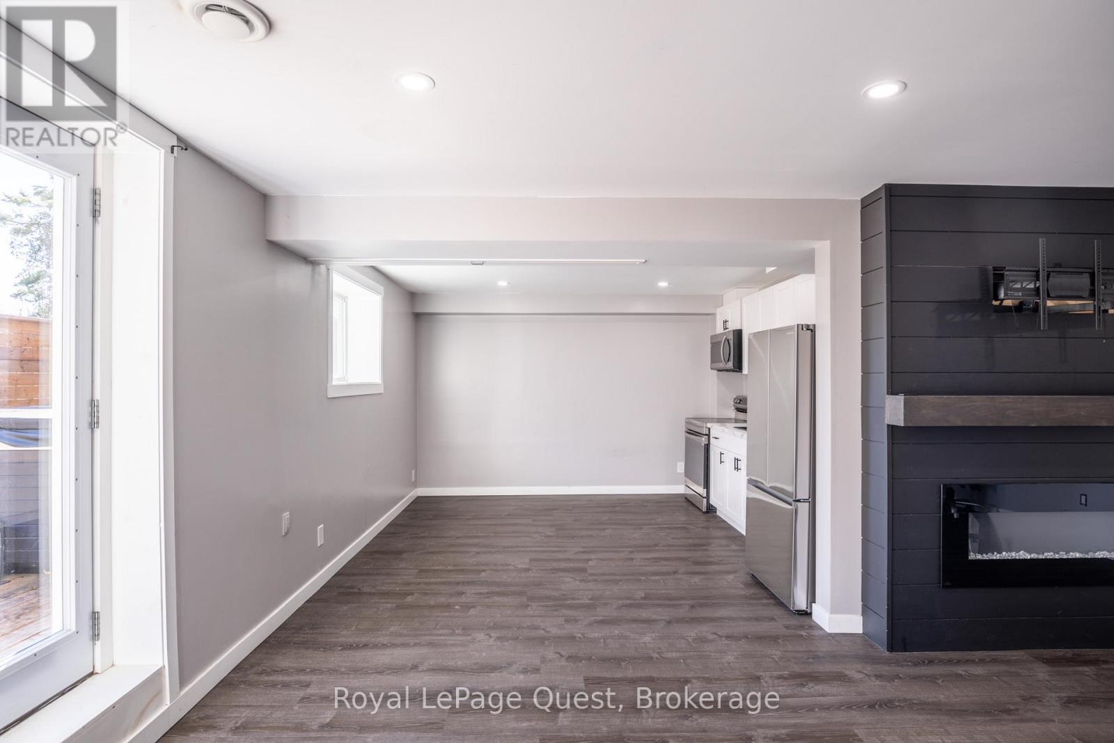 357 Barrie Road, Orillia, Ontario L3V 2S1 - Photo 21 - S12506352