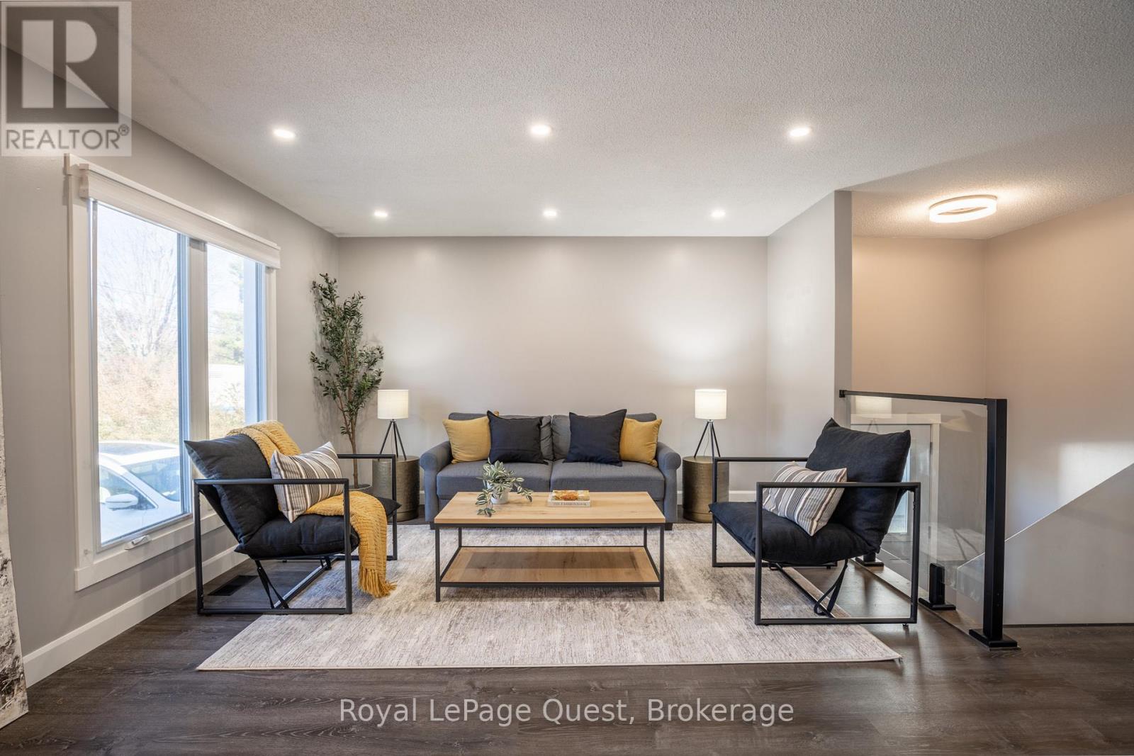 357 Barrie Road, Orillia, Ontario L3V 2S1 - Photo 7 - S12506352