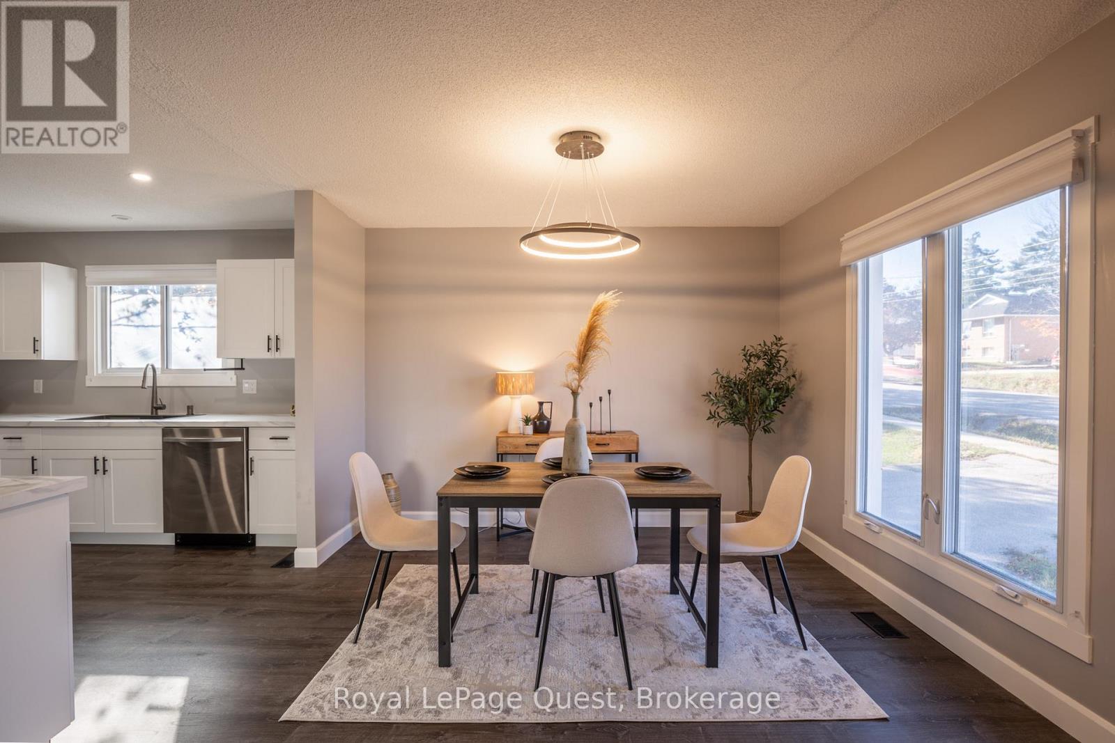 357 Barrie Road, Orillia, Ontario L3V 2S1 - Photo 9 - S12506352