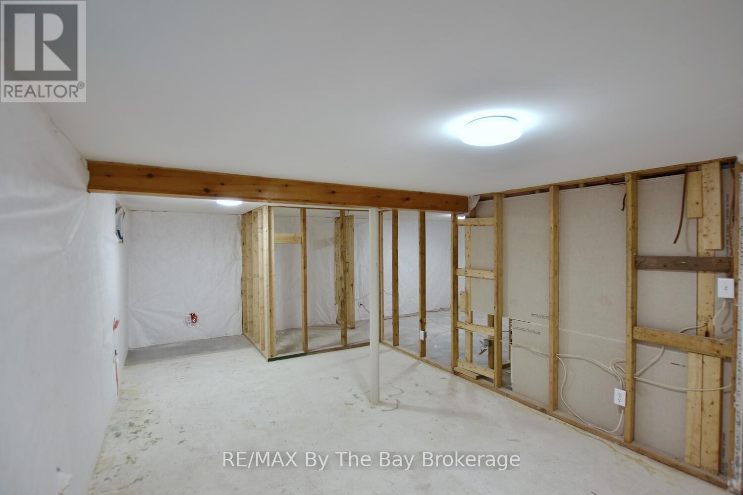 23 Seventh Street, Collingwood, Ontario  L9Y 2A8 - Photo 17 - S12506368