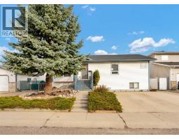 135 Sage Close SE SE Southridge