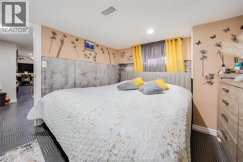 1054 Oak Street, Windsor, Ontario  N9A 5G4 - Photo 24 - 25027852