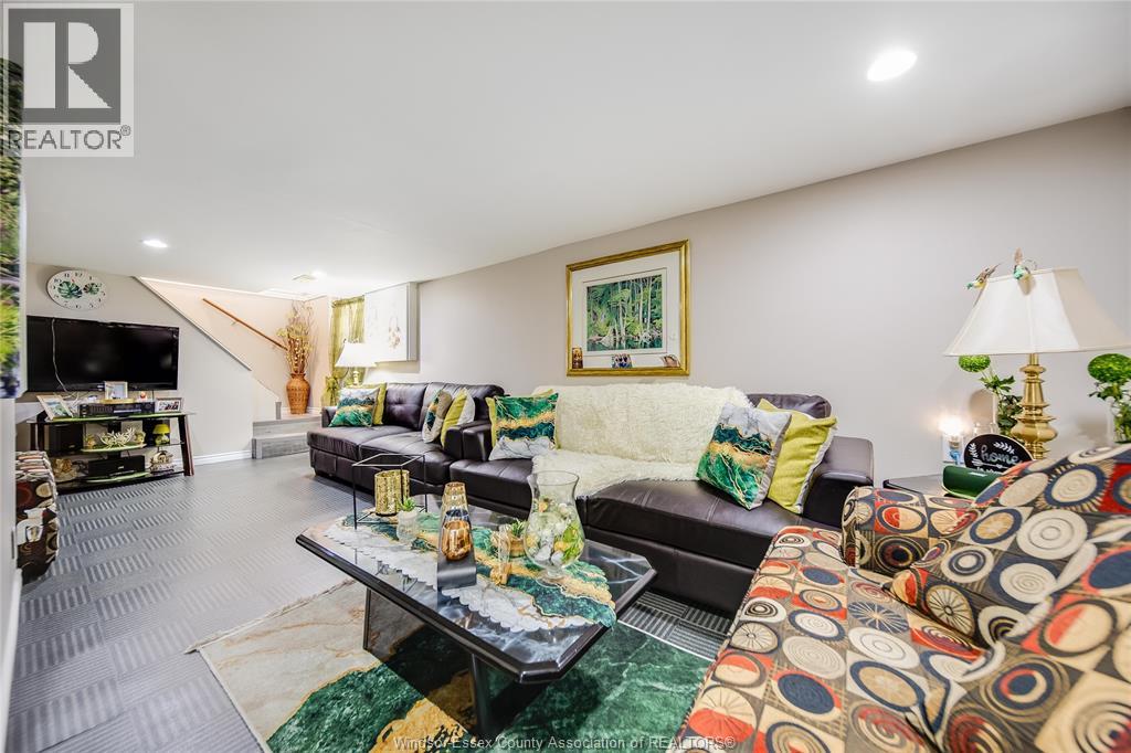 1054 Oak Street, Windsor, Ontario  N9A 5G4 - Photo 22 - 25027852