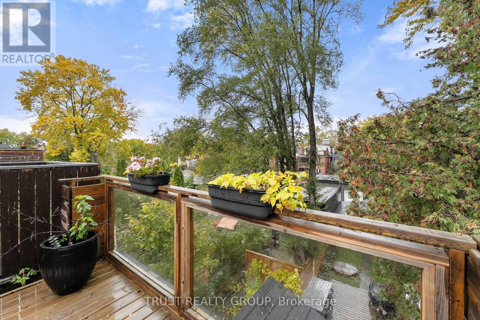 106 Pearson Avenue, Toronto, Ontario  M6R 1G5 - Photo 39 - W12505848