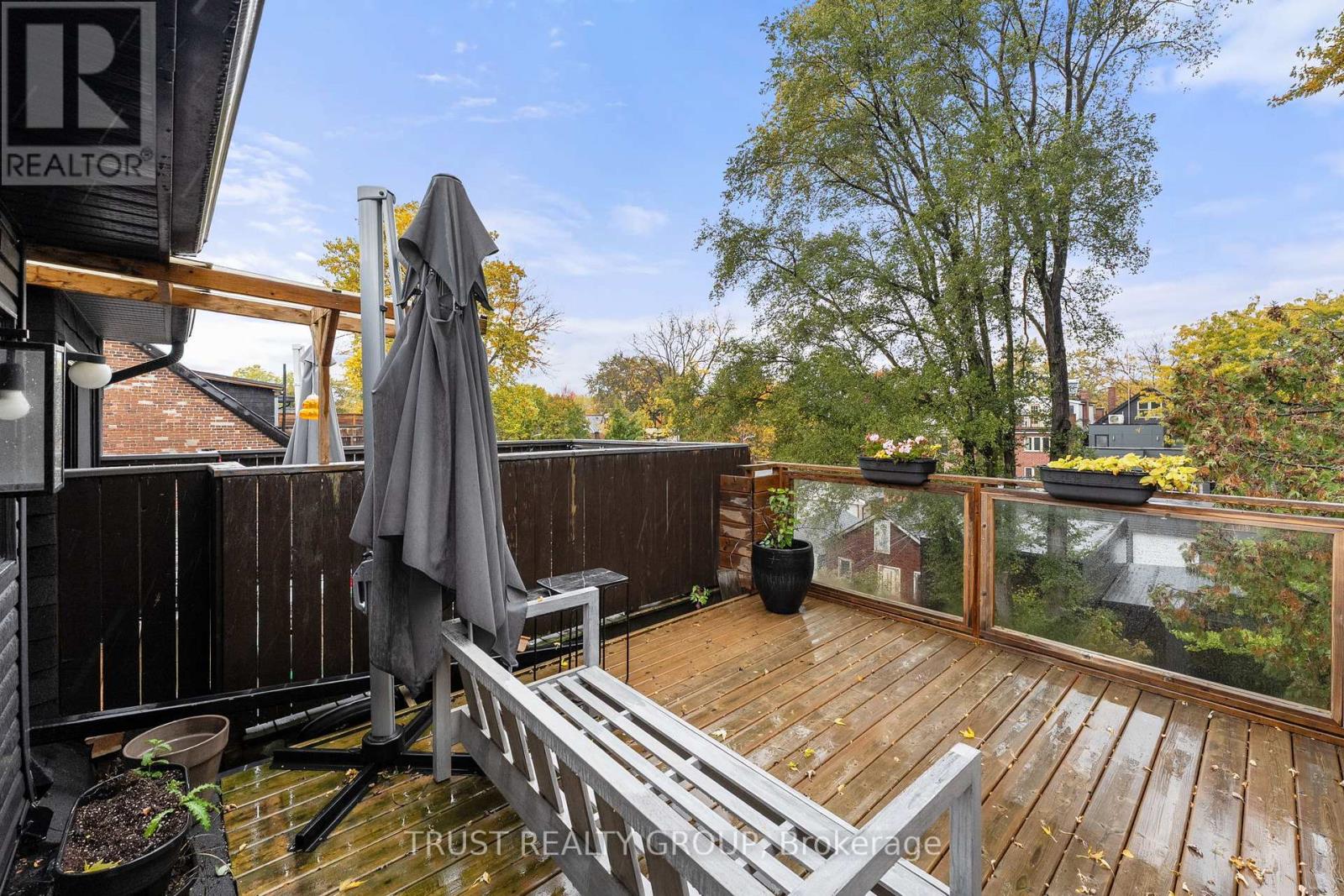 106 Pearson Avenue, Toronto, Ontario  M6R 1G5 - Photo 37 - W12505848