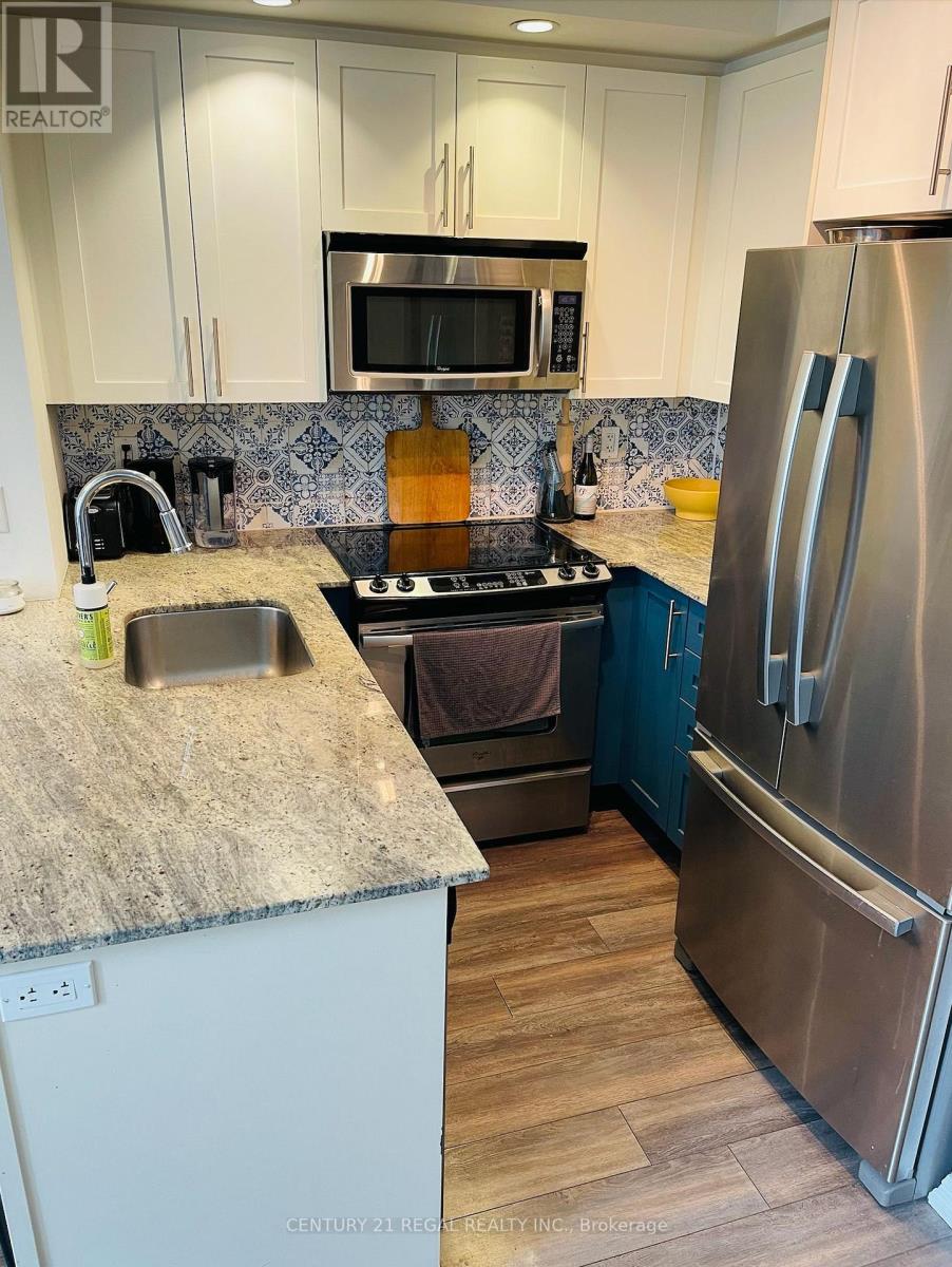 Th73b - 75 East Liberty Street, Toronto, Ontario  M6K 3R3 - Photo 2 - C12429772