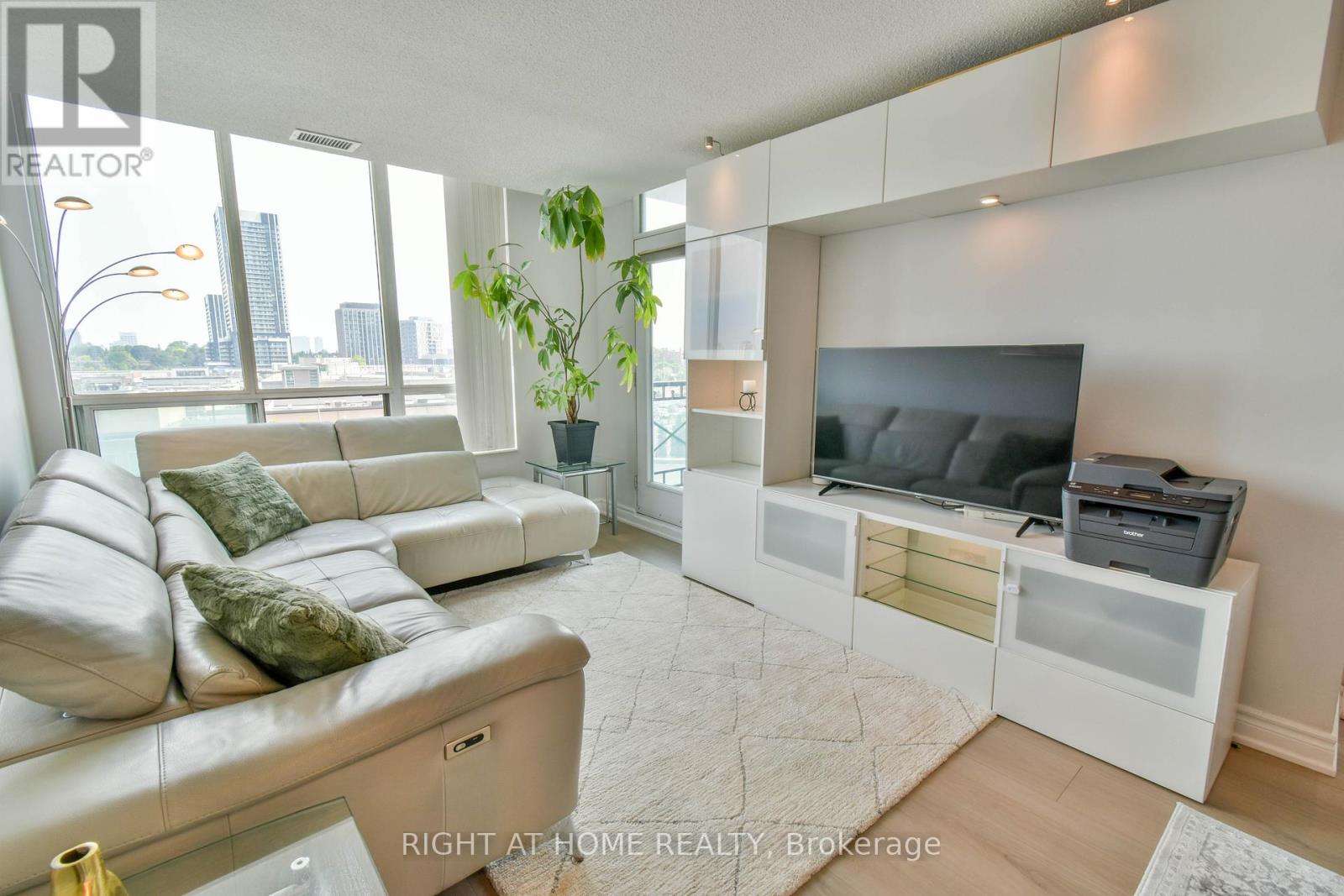 702 - 205 The Donway W, Toronto, Ontario M3B 3S5 - Photo 5 - C12506392