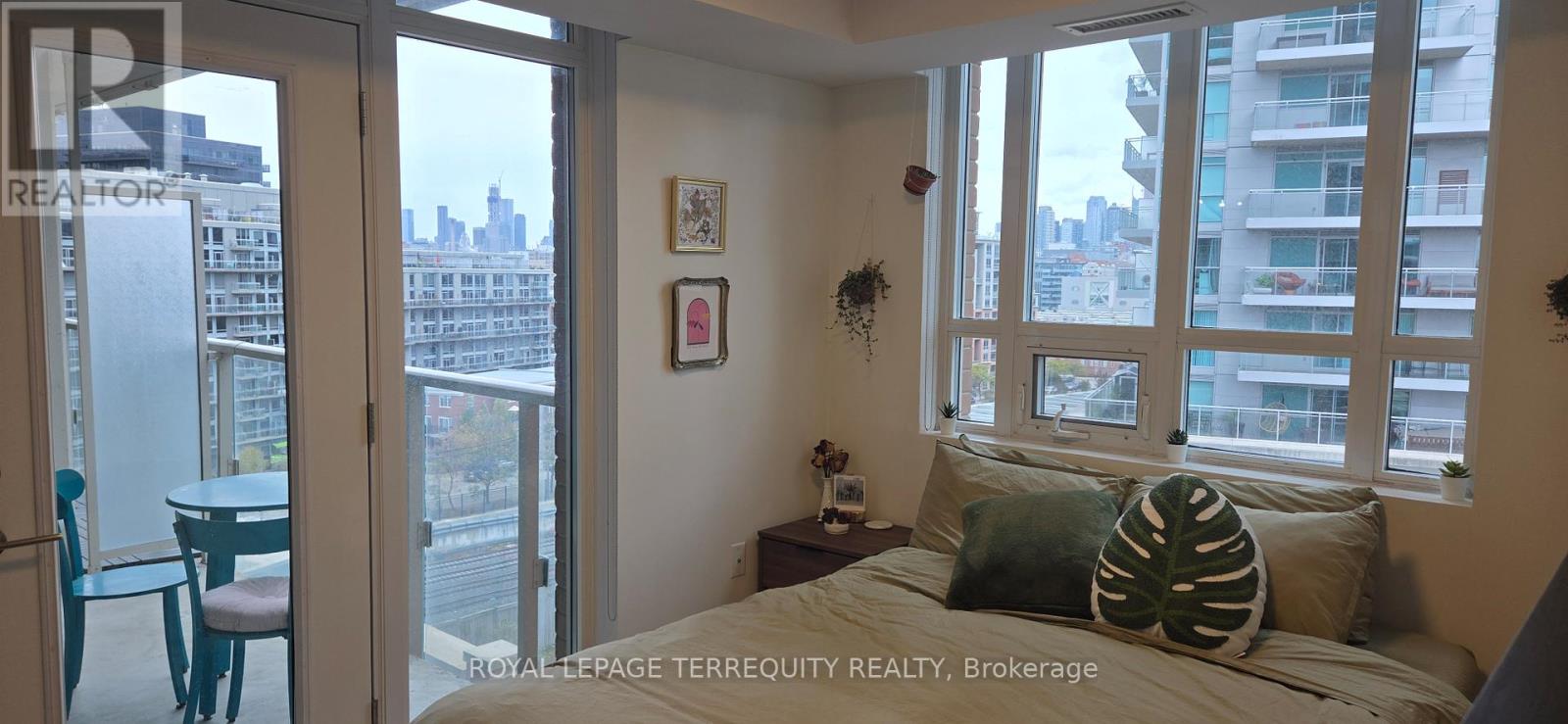 906 - 125 Western Battery Road, Toronto, Ontario  M6K 3R8 - Photo 10 - C12506396