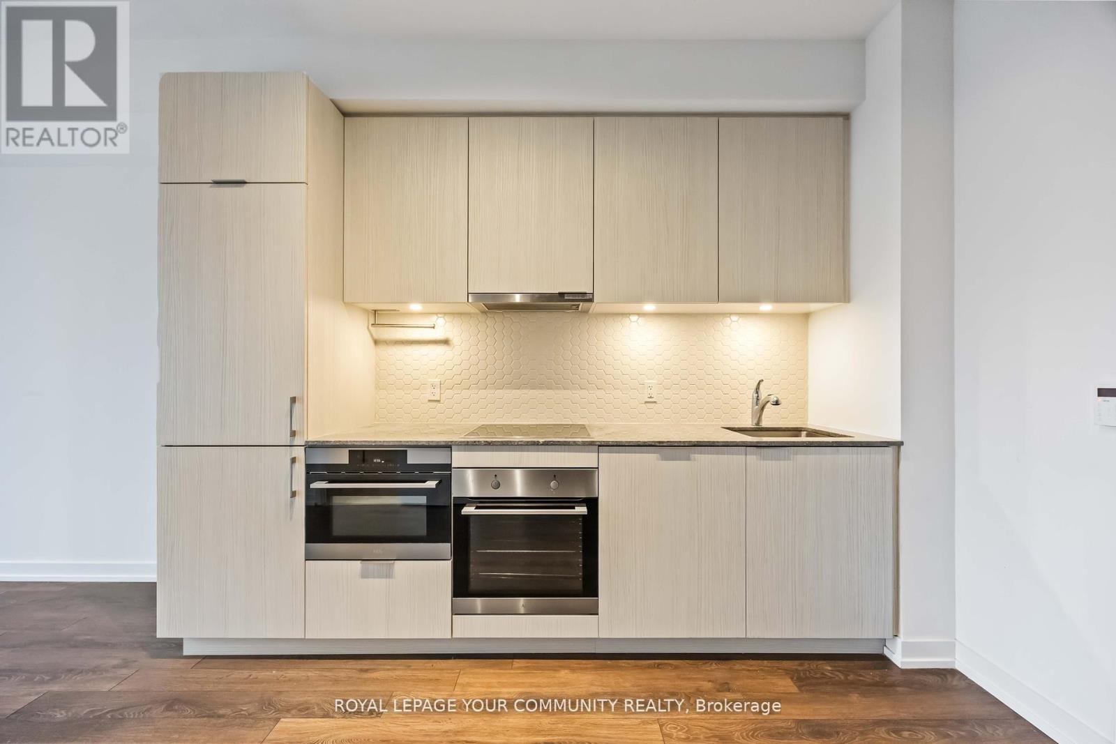 320 - 158 Front Street E, Toronto, Ontario  M5A 0K9 - Photo 15 - C12506436