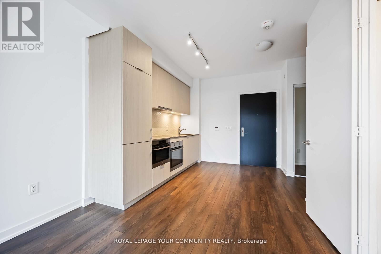 320 - 158 Front Street E, Toronto, Ontario  M5A 0K9 - Photo 7 - C12506436