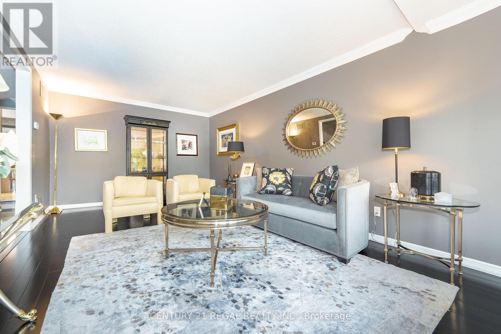 36 Lindemann Street, Markham, Ontario  L3T 5M8 - Photo 2 - N12433773